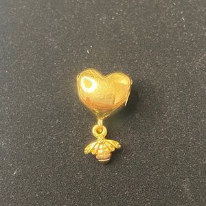 Pandora shine heart and bee dangle charm